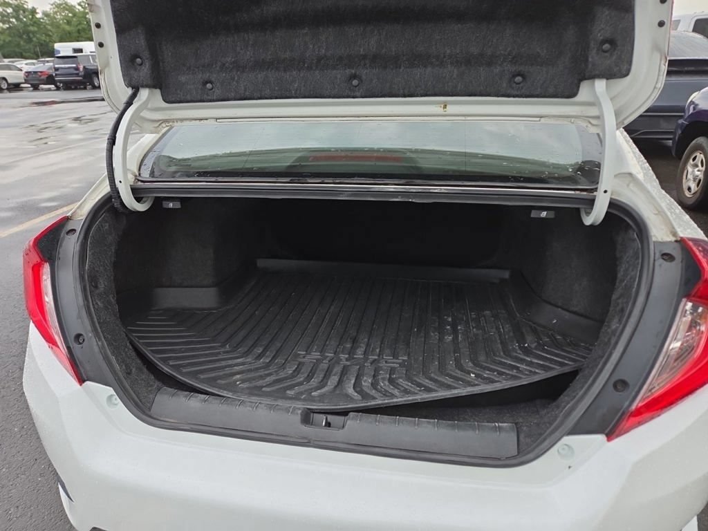 Used 2019 Honda Civic Sport image 7