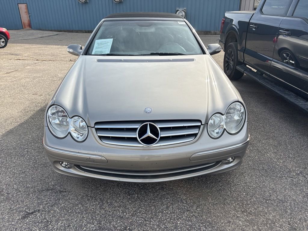 Used 2005 Mercedes-Benz CLK 320 Cabriolet image 5