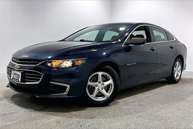 Used 2018 Chevrolet Malibu LS image 3