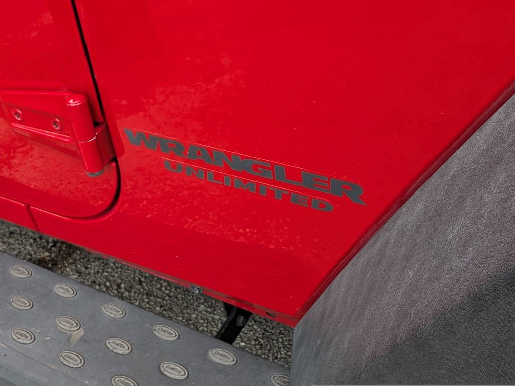 Used 2017 Jeep Wrangler Unlimited Sport AWD/4WD image 11