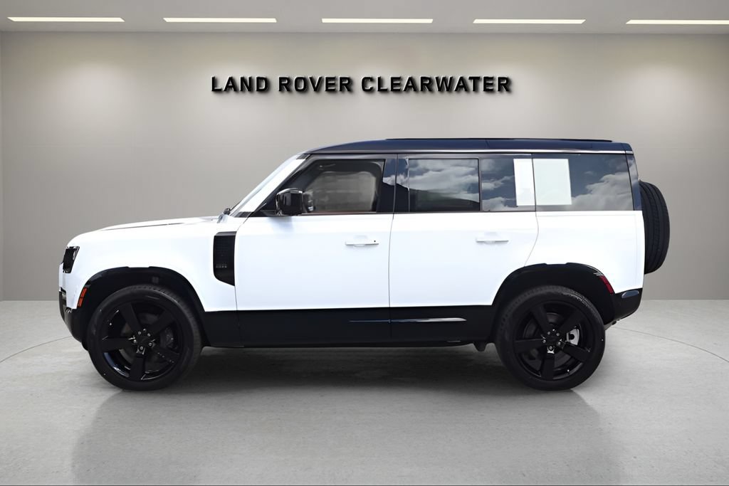 New 2026 Land Rover Defender 110 X-Dynamic SE AWD/4WD image 2