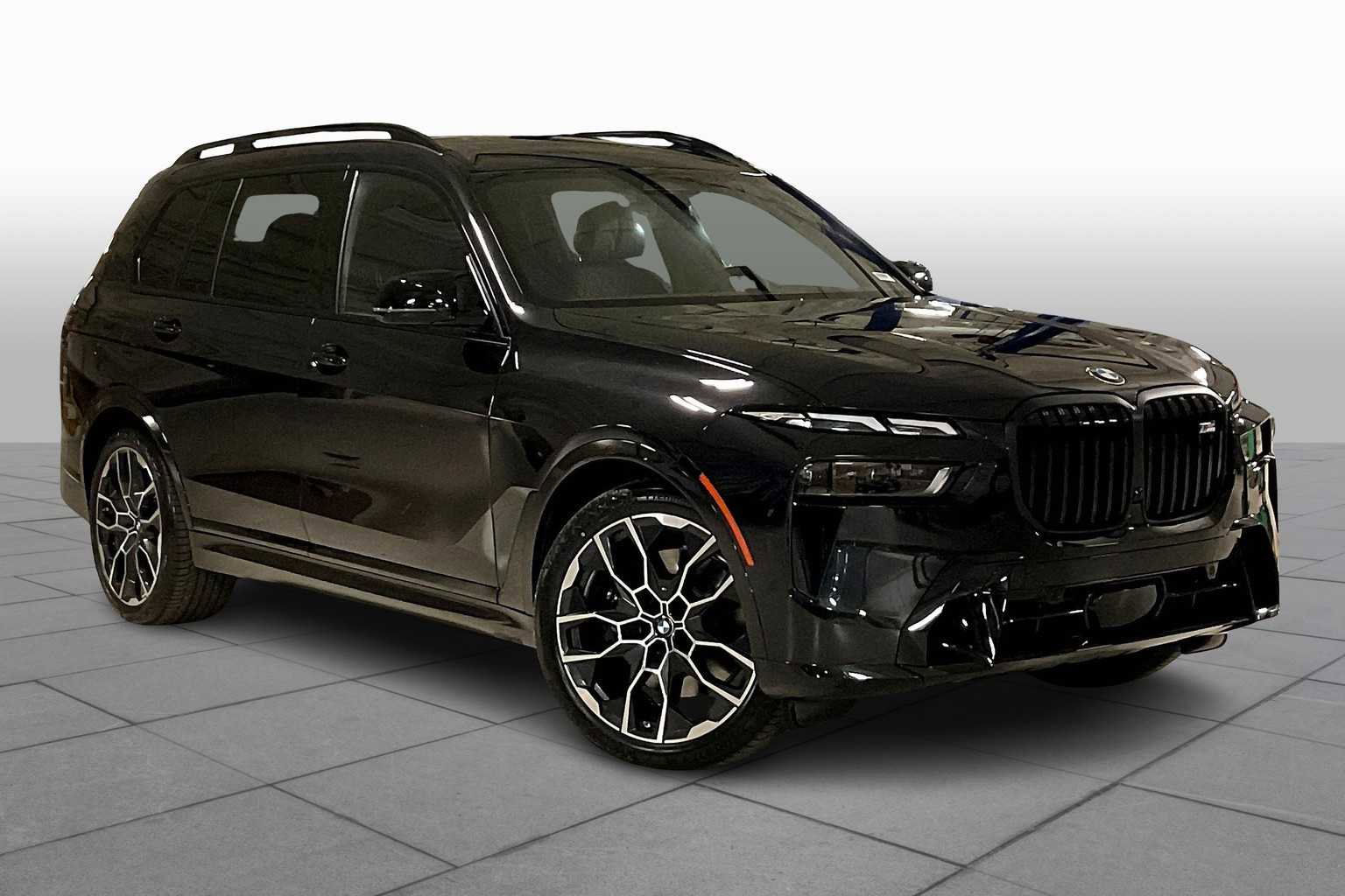 New 2026 BMW X7 M60i image 2
