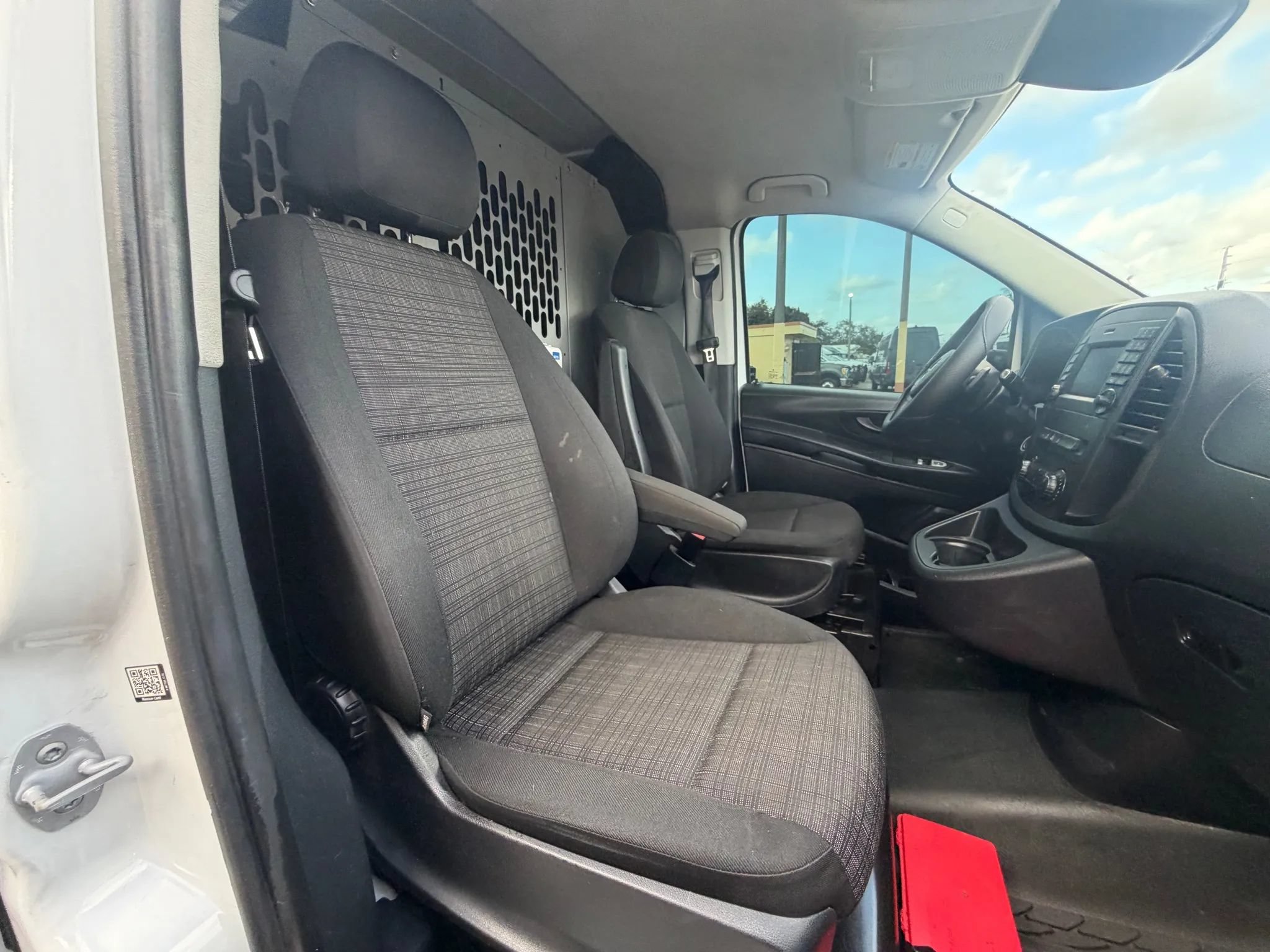 Used 2020 Mercedes-Benz Metris w/ Safety Package image 17