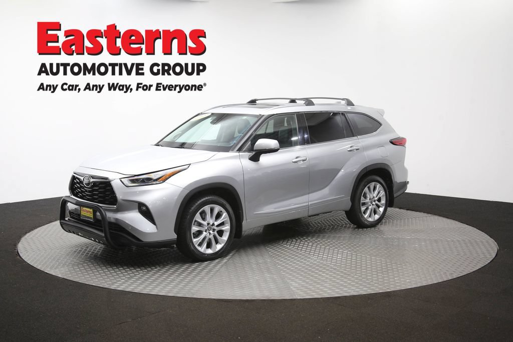 Used 2021 Toyota Highlander Limited AWD/4WD image 61