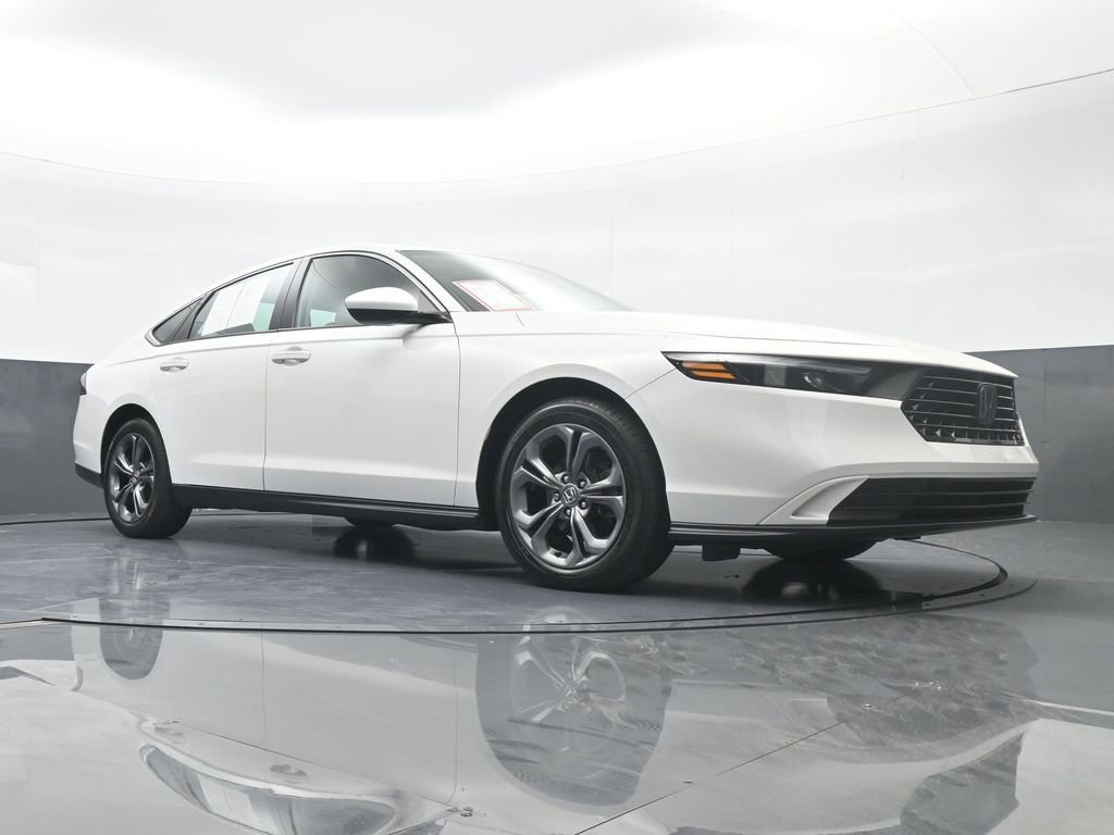 Used 2023 Honda Accord EX image 62