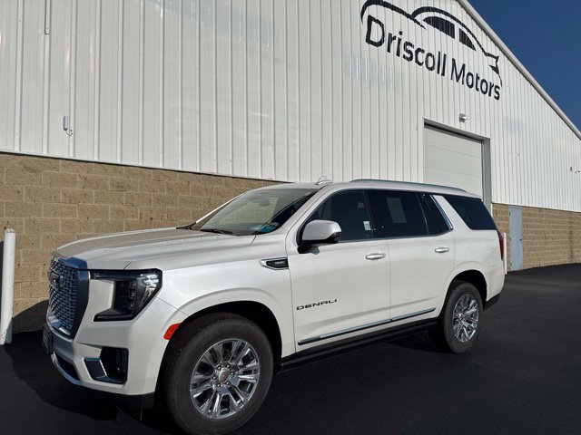 Used 2024 GMC Yukon Denali w/ LPO, Floor Liner Package AWD/4WD image 2