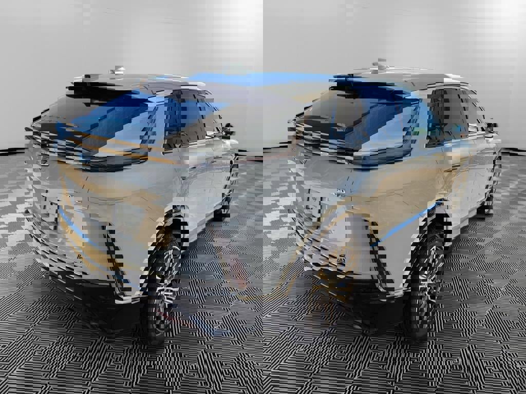 New 2026 Cadillac Lyriq Luxury image 7