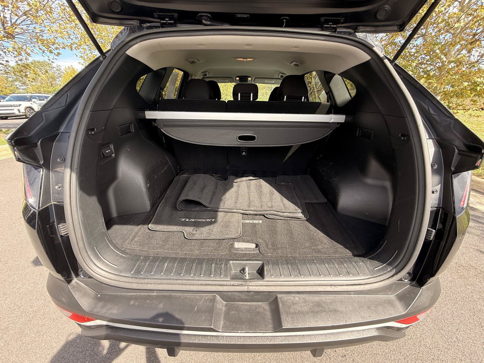 Used 2022 Hyundai Tucson SEL w/ Cargo Package AWD/4WD image 18