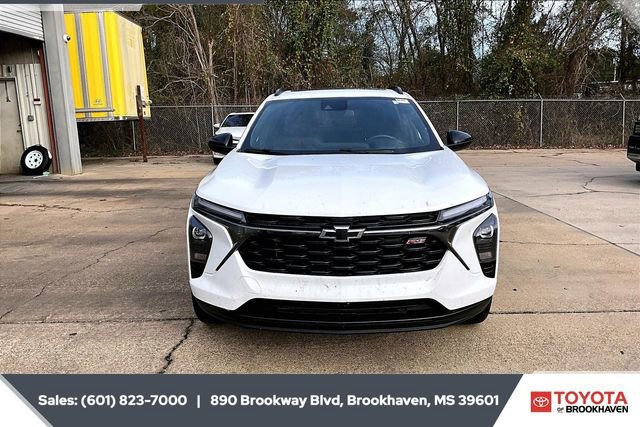 Used 2024 Chevrolet Trax RS w/ Sunroof Package image 5