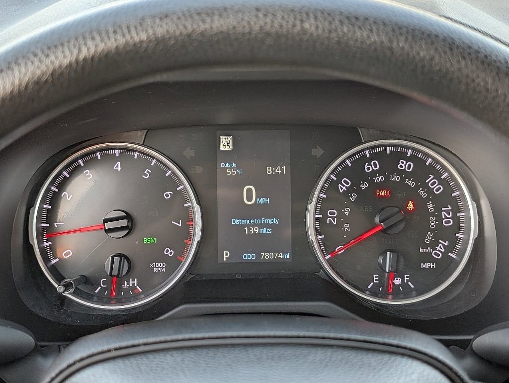 Used 2022 Toyota RAV4 XLE image 33