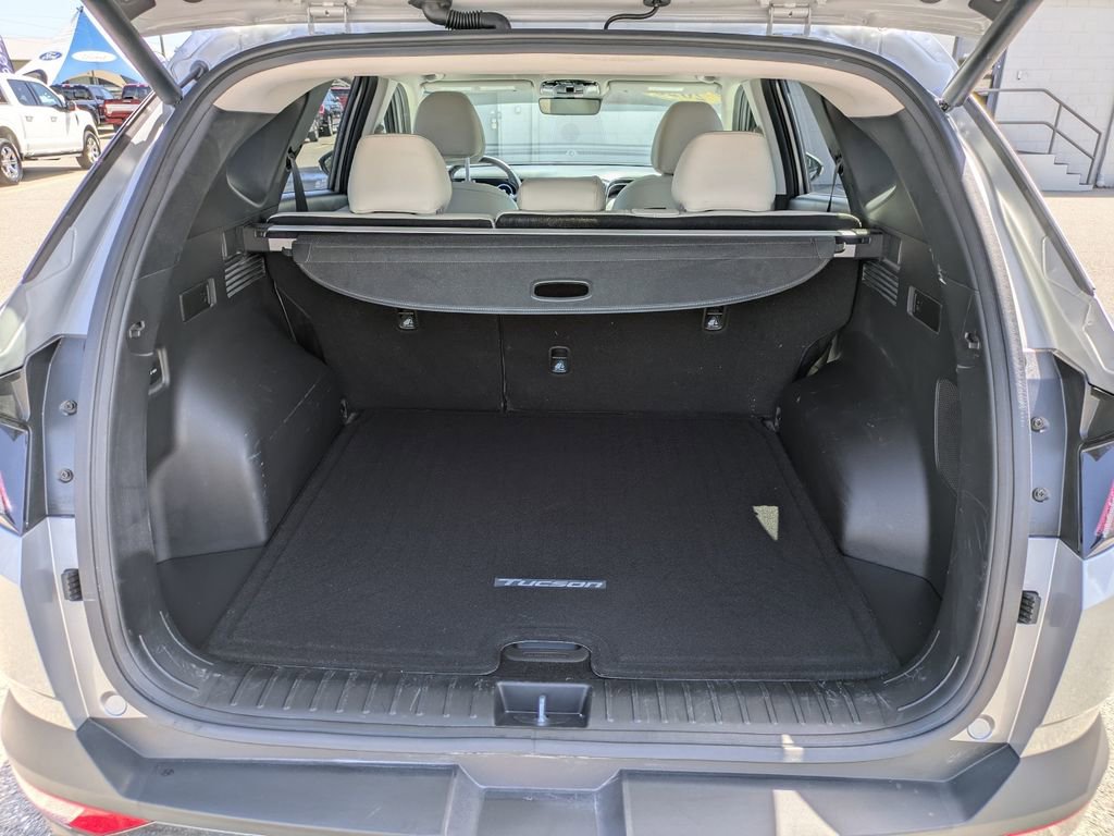 Used 2023 Hyundai Tucson Limited image 12