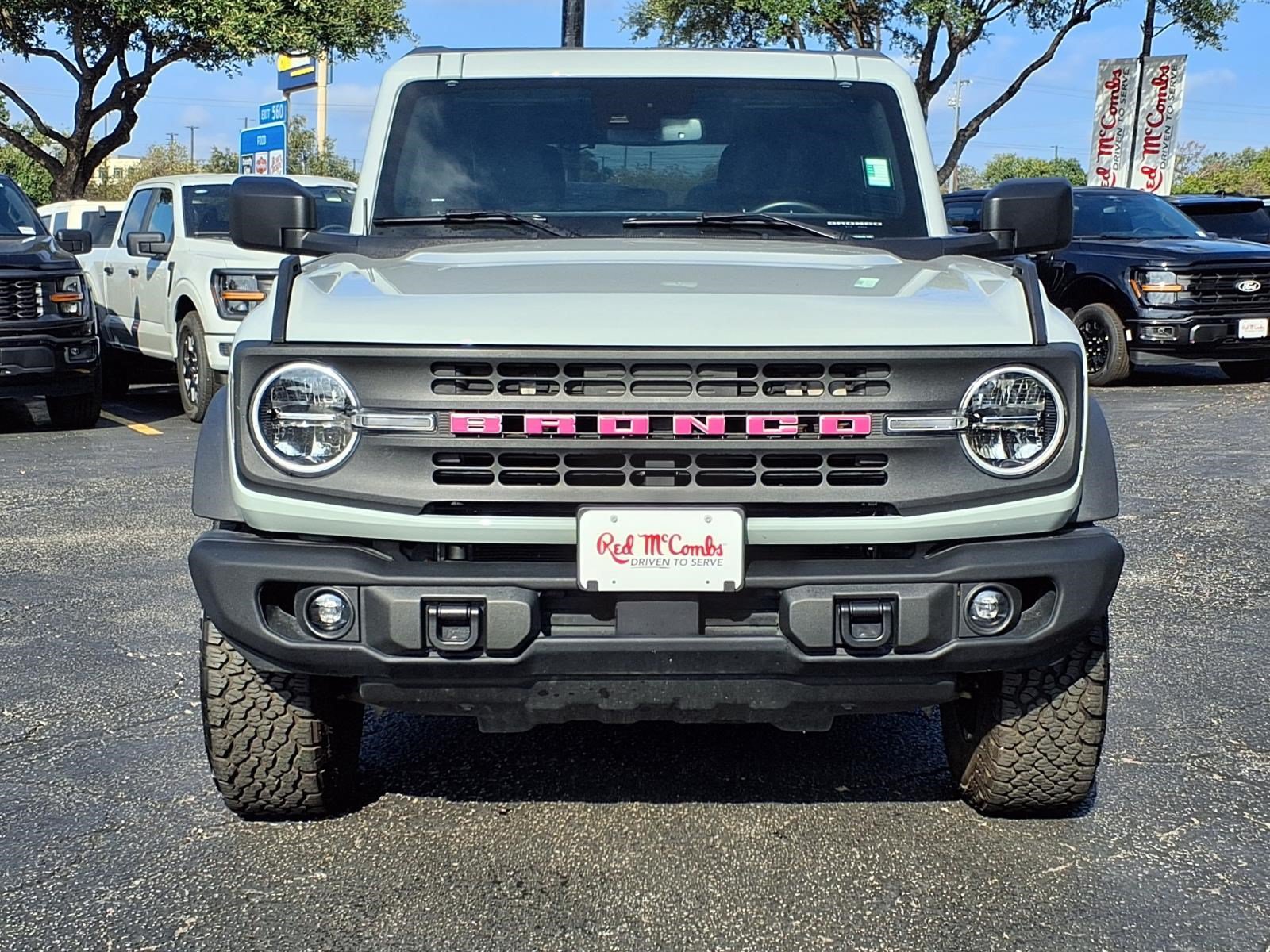 Certified 2024 Ford Bronco Black Diamond AWD/4WD image 2