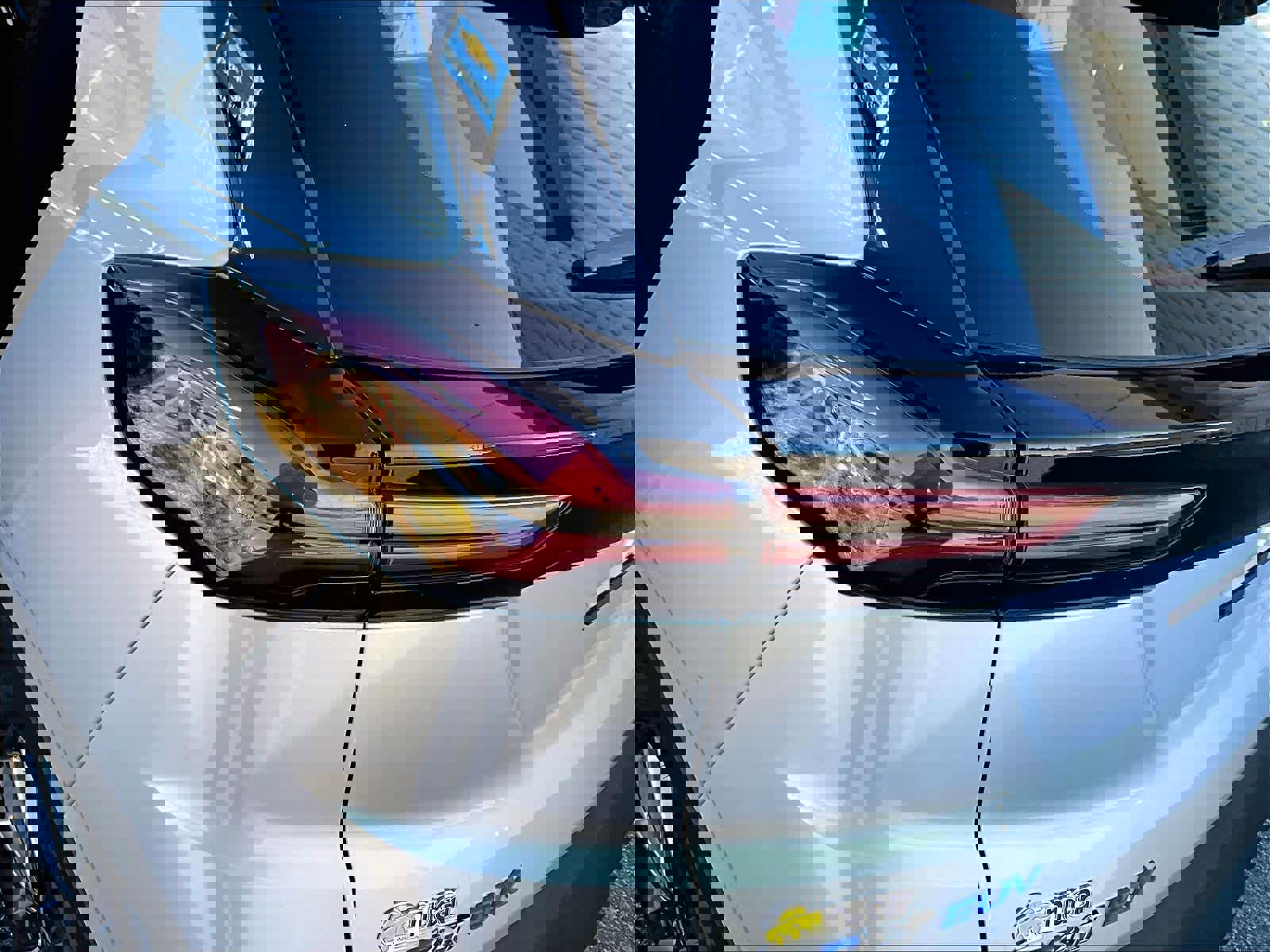 Certified 2023 Chevrolet Bolt EUV LT w/ Convenience Package image 31