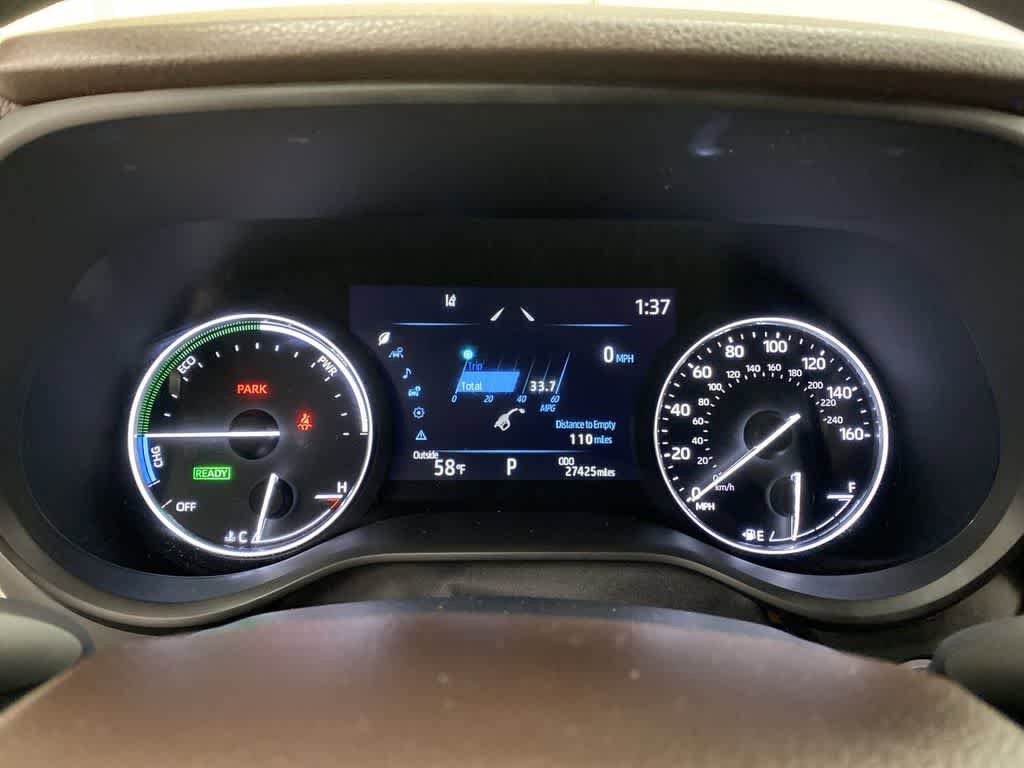 Used 2024 Toyota Sienna Platinum image 27