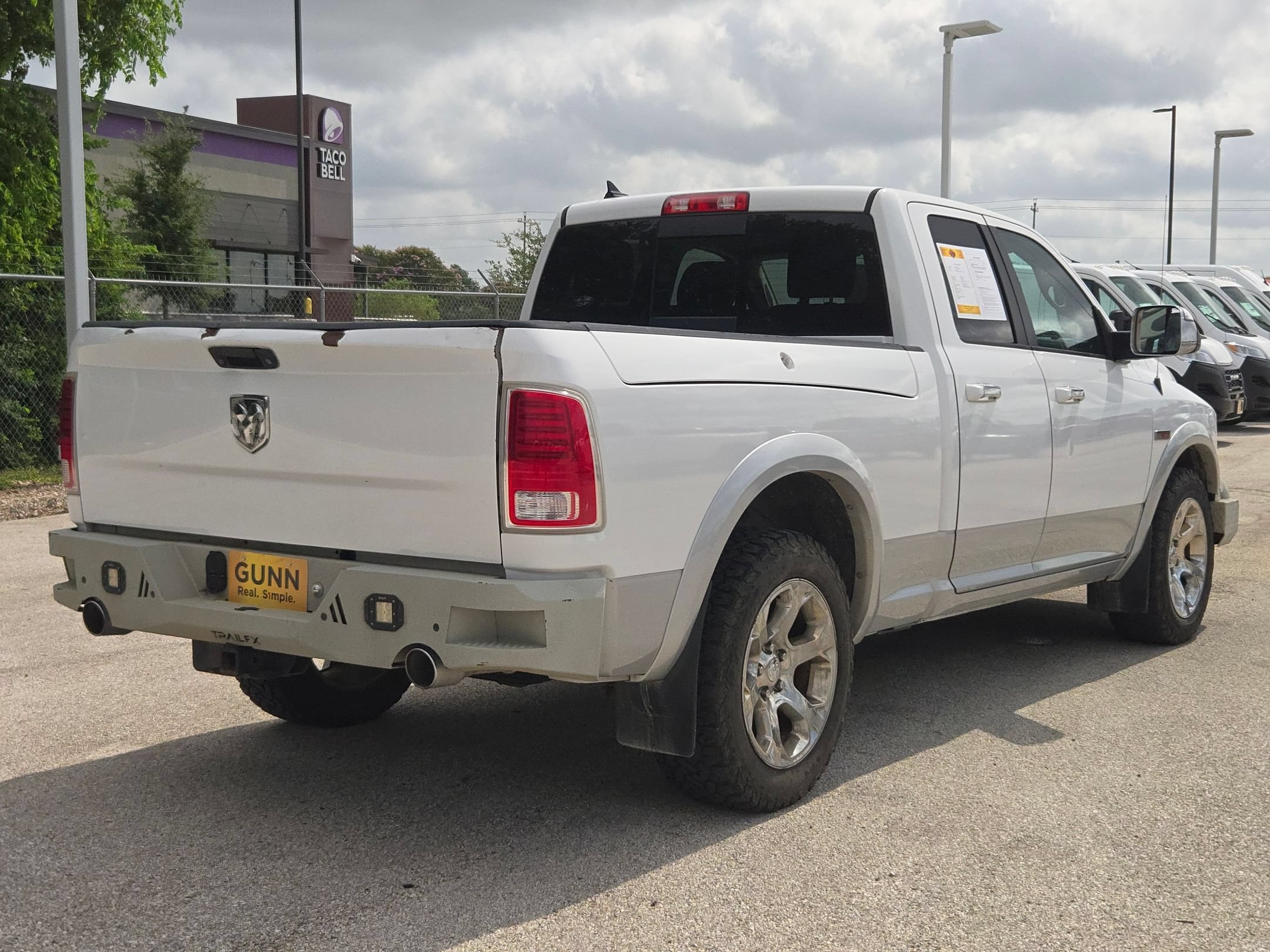 Used 2014 RAM 1500 Laramie w/ Convenience Group AWD/4WD image 3