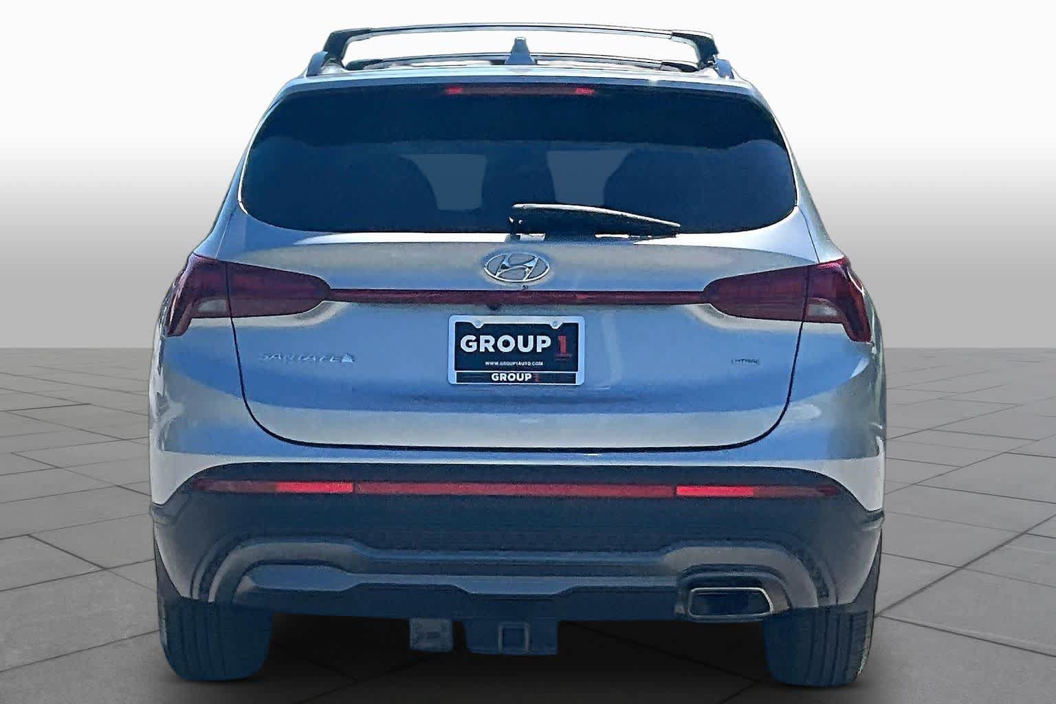Used 2022 Hyundai Santa Fe XRT w/ Winter Weather Package AWD/4WD image 5
