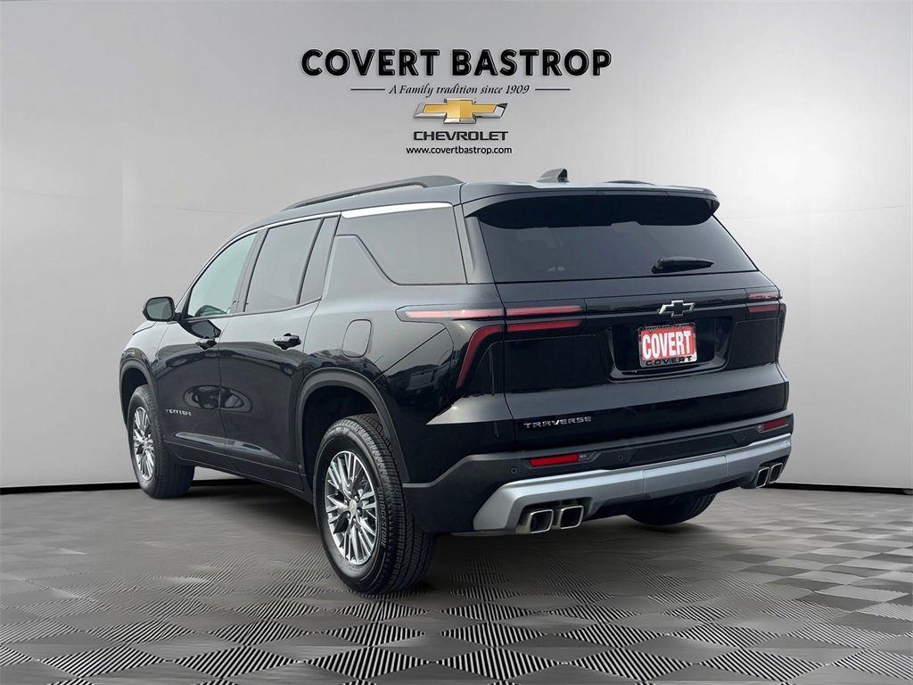 Used 2025 Chevrolet Traverse LT image 5