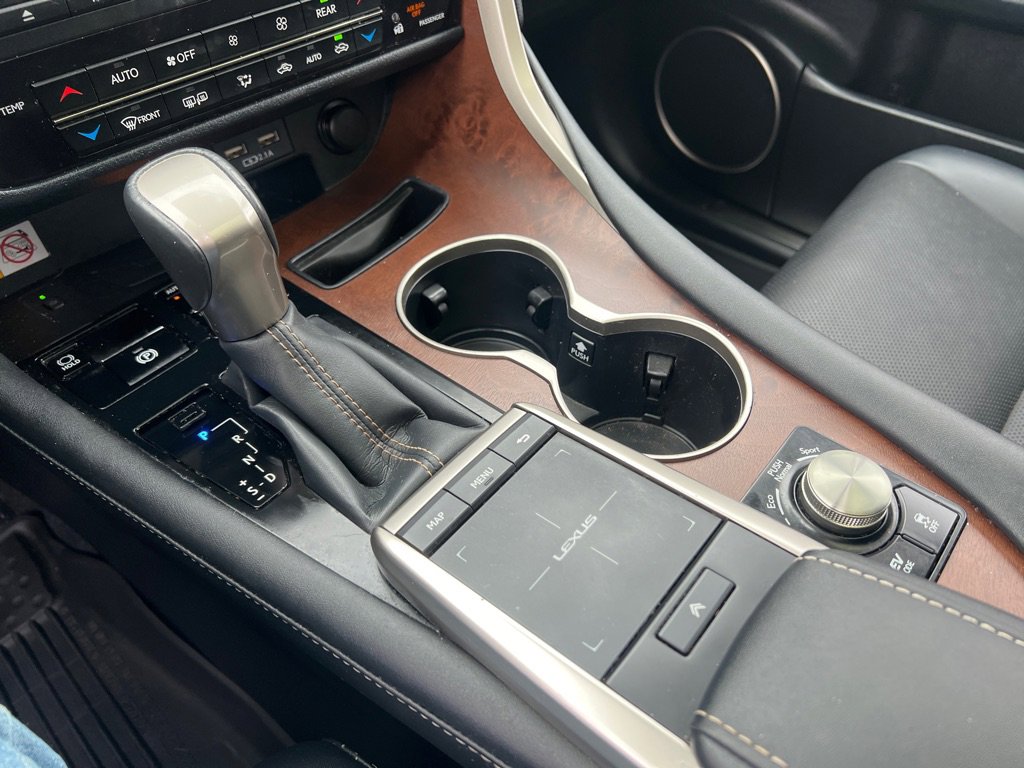 Used 2022 Lexus RX 450hL AWD w/ Premium Package image 30