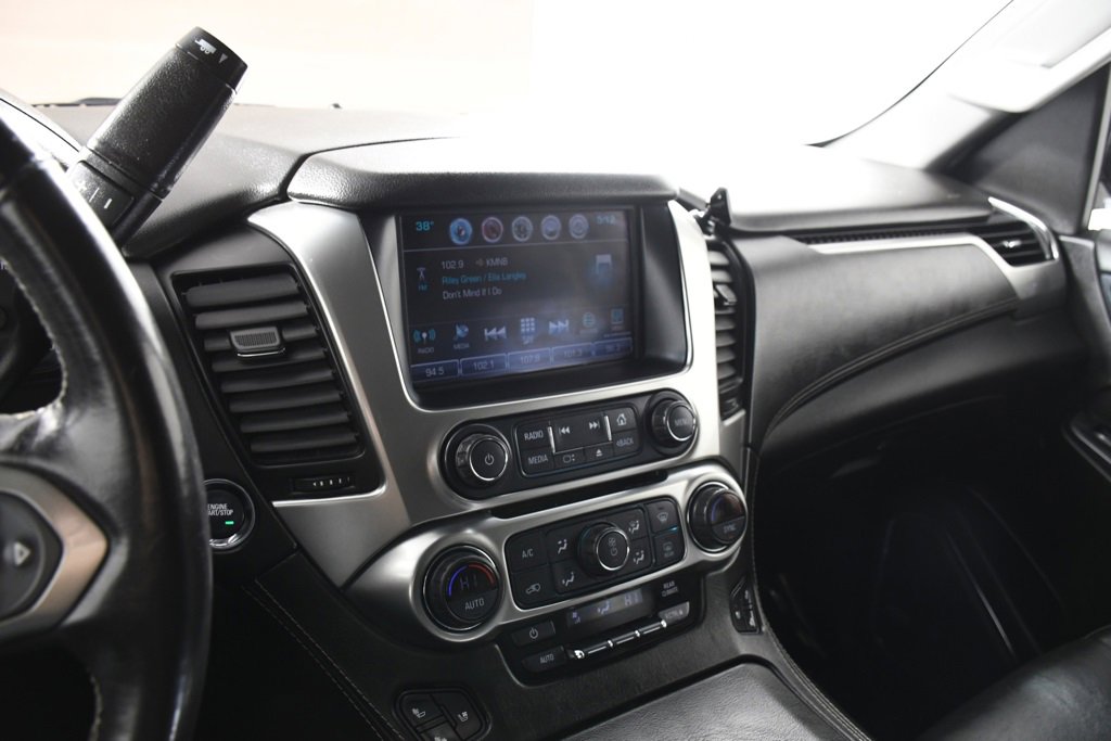 Used 2019 Chevrolet Suburban Premier image 30