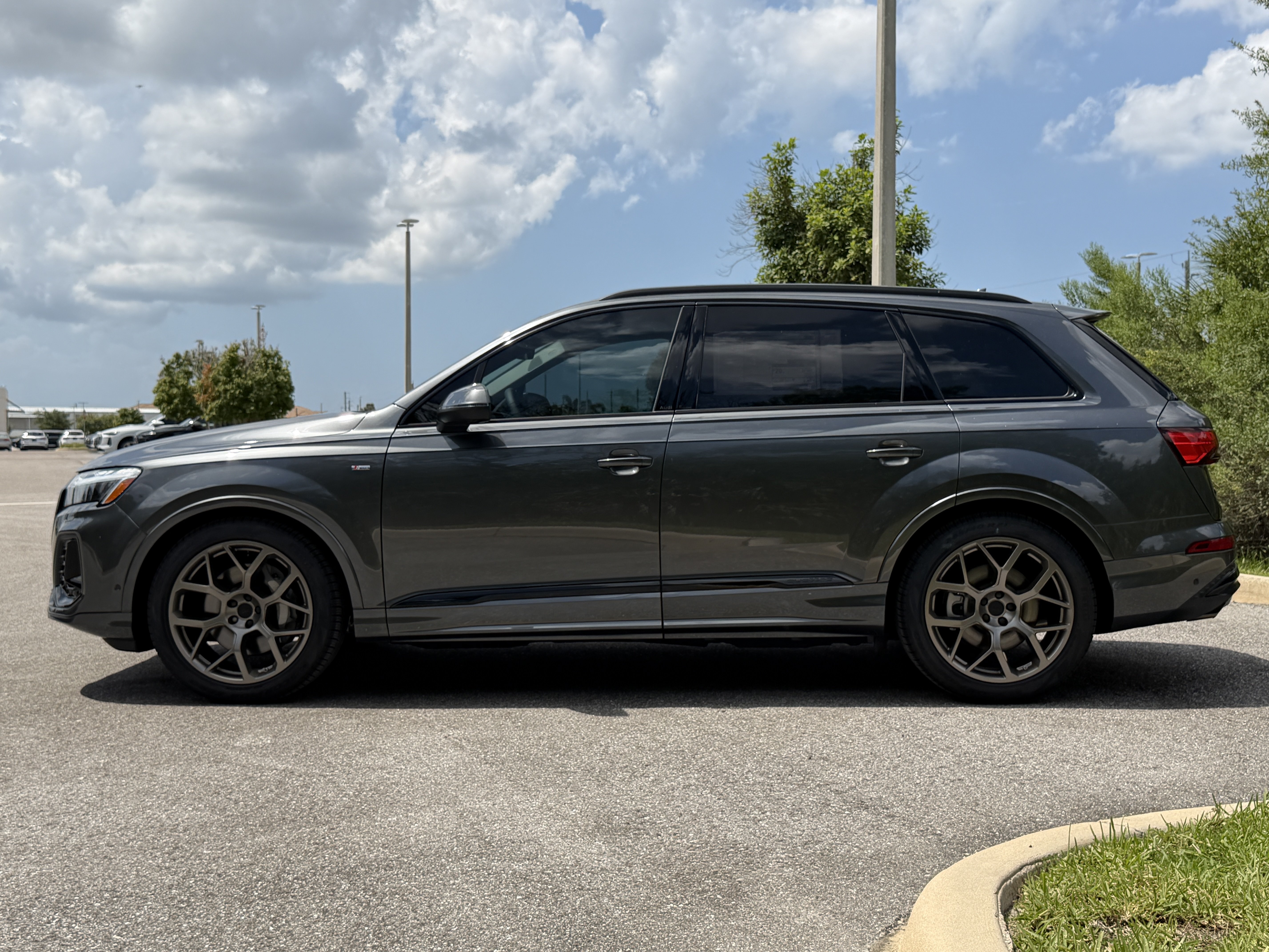 New 2026 Audi Q7 Premium Plus AWD/4WD image 6