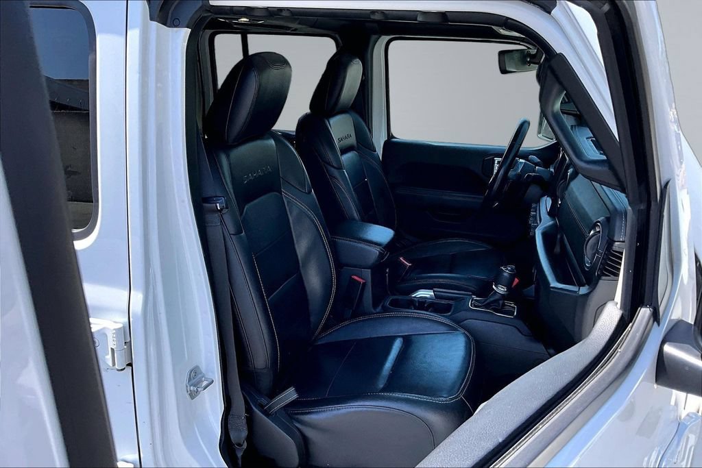 Certified 2019 Jeep Wrangler Unlimited Sahara AWD/4WD image 15