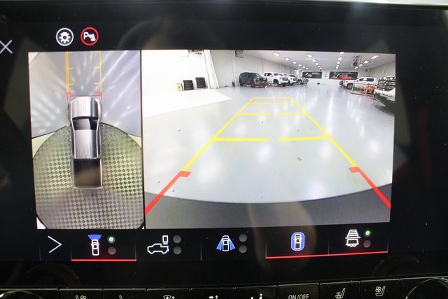 New 2026 GMC Canyon AT4X image 3