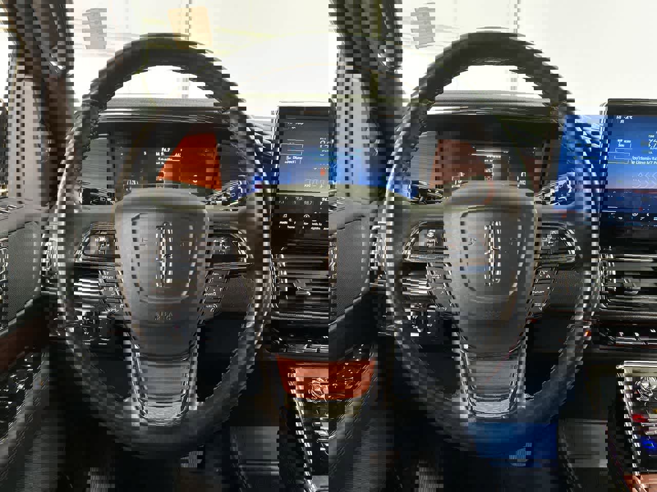 Used 2024 Lincoln Navigator L Premiere image 19