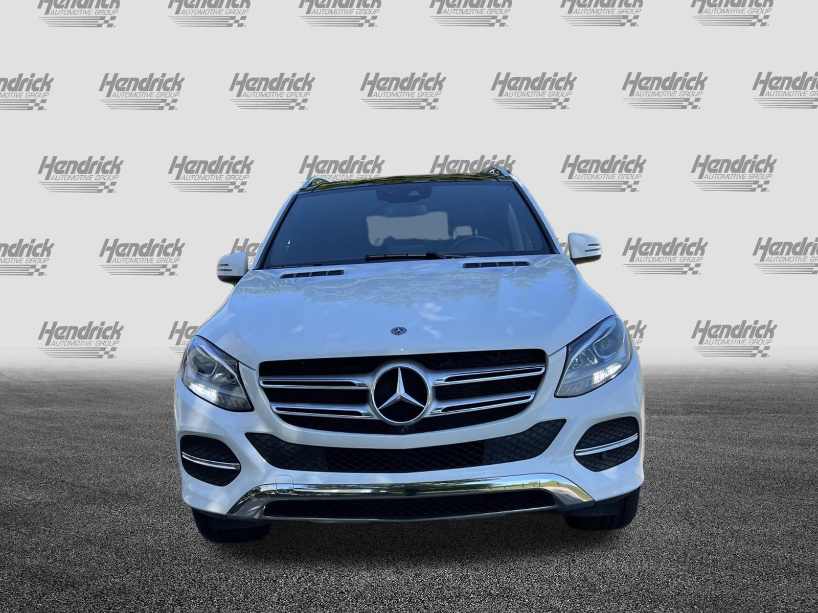 Used 2019 Mercedes-Benz GLE 400 4MATIC image 3