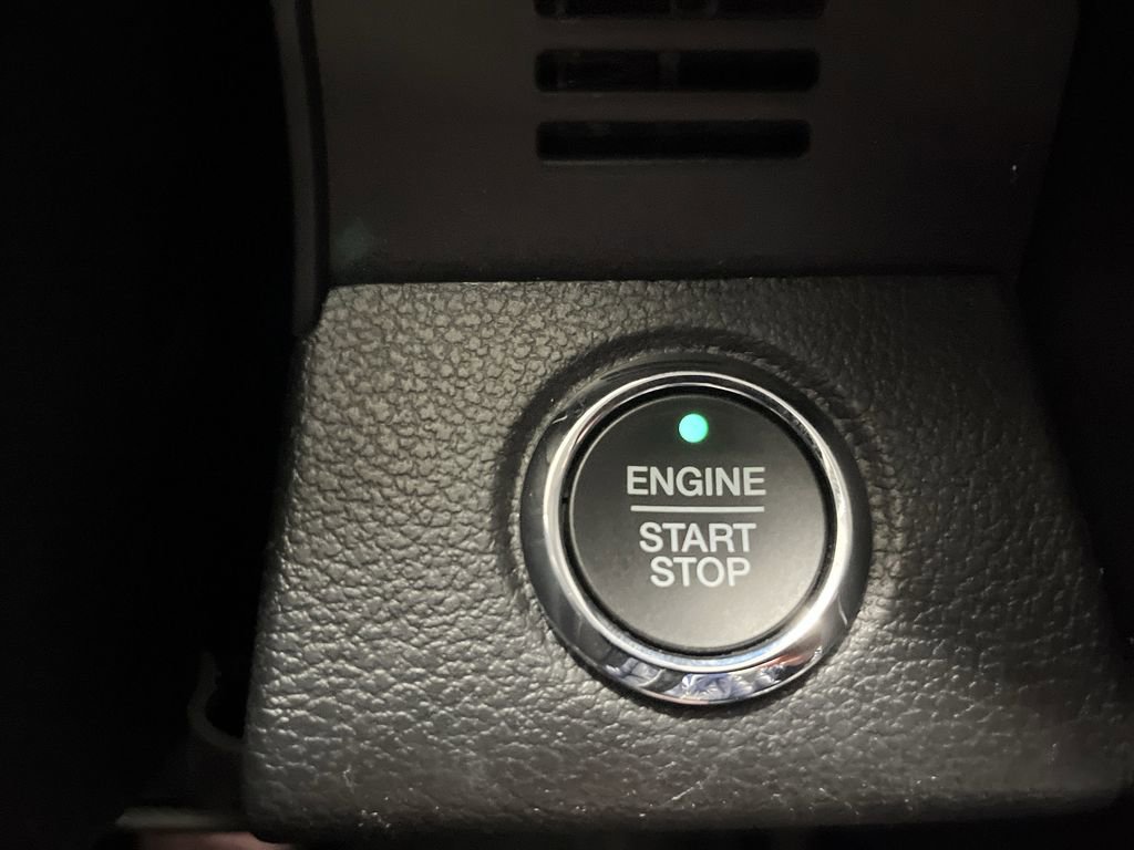 Used 2019 Ford Expedition Platinum image 24