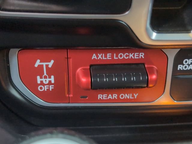 Used 2021 Jeep Gladiator Mojave AWD/4WD image 34