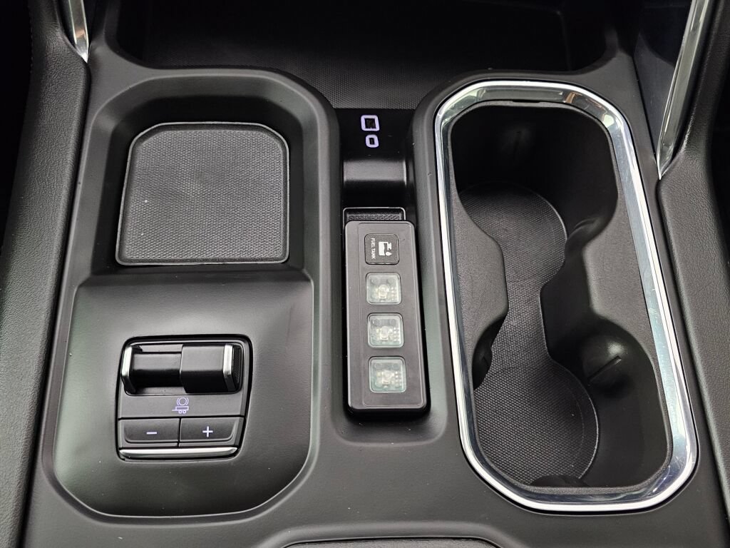 Used 2024 GMC Sierra 3500 Denali AWD/4WD image 29