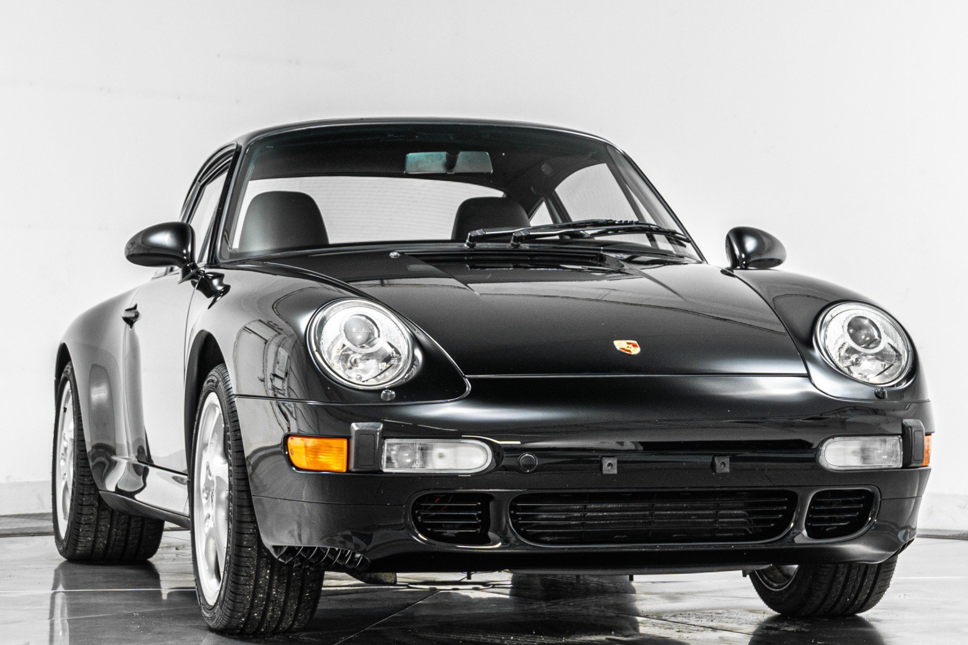 Used 1997 Porsche 911 Carrera S RWD image 3