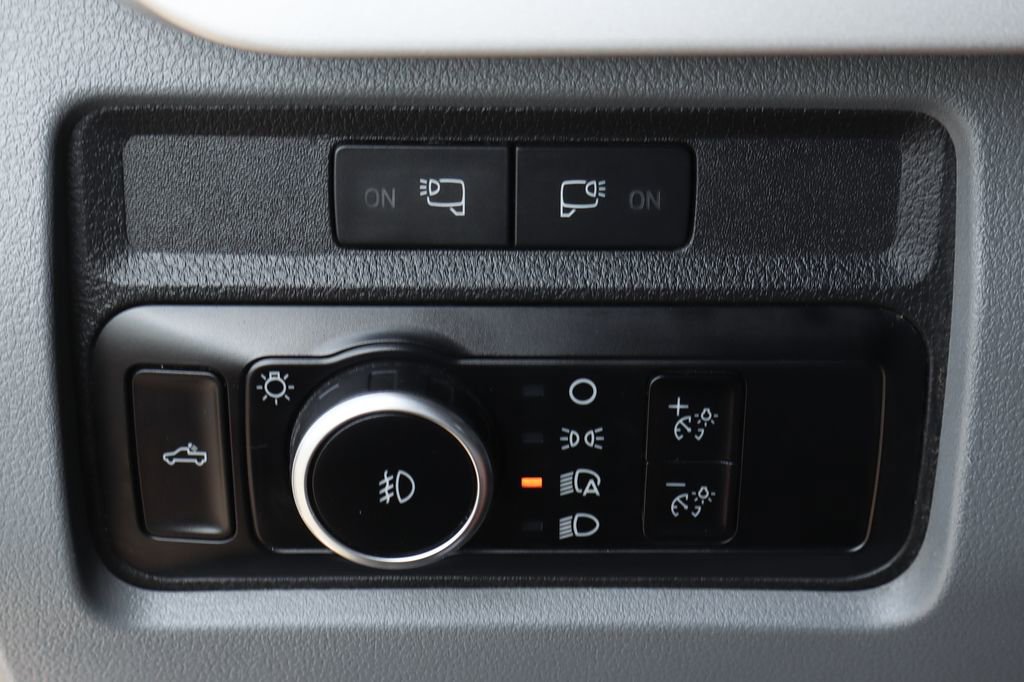 Used 2023 Ford F350 XLT w/ 360-Degree Camera Package image 22