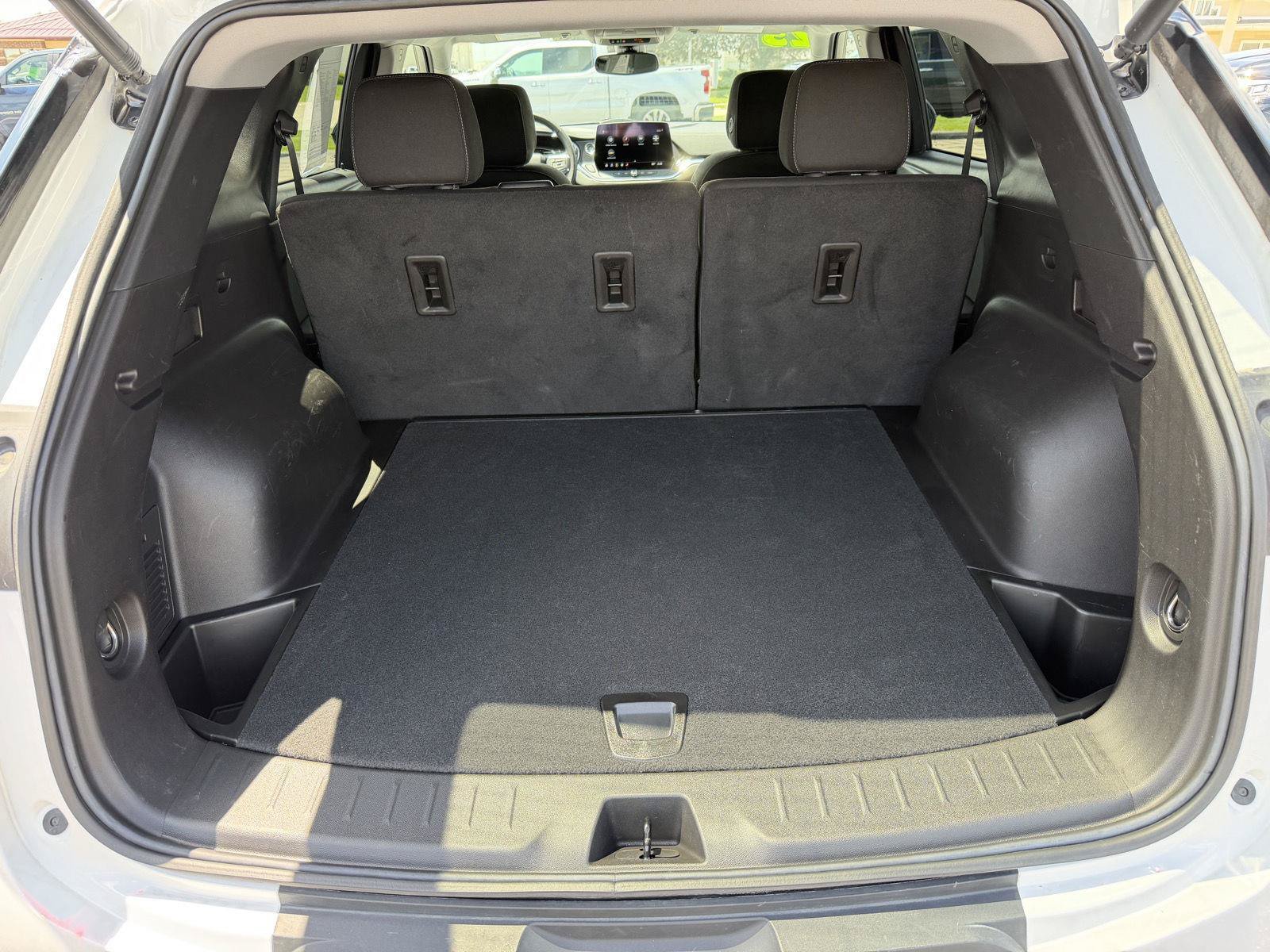 Used 2023 Chevrolet Blazer LT w/ Convenience Package AWD/4WD image 9