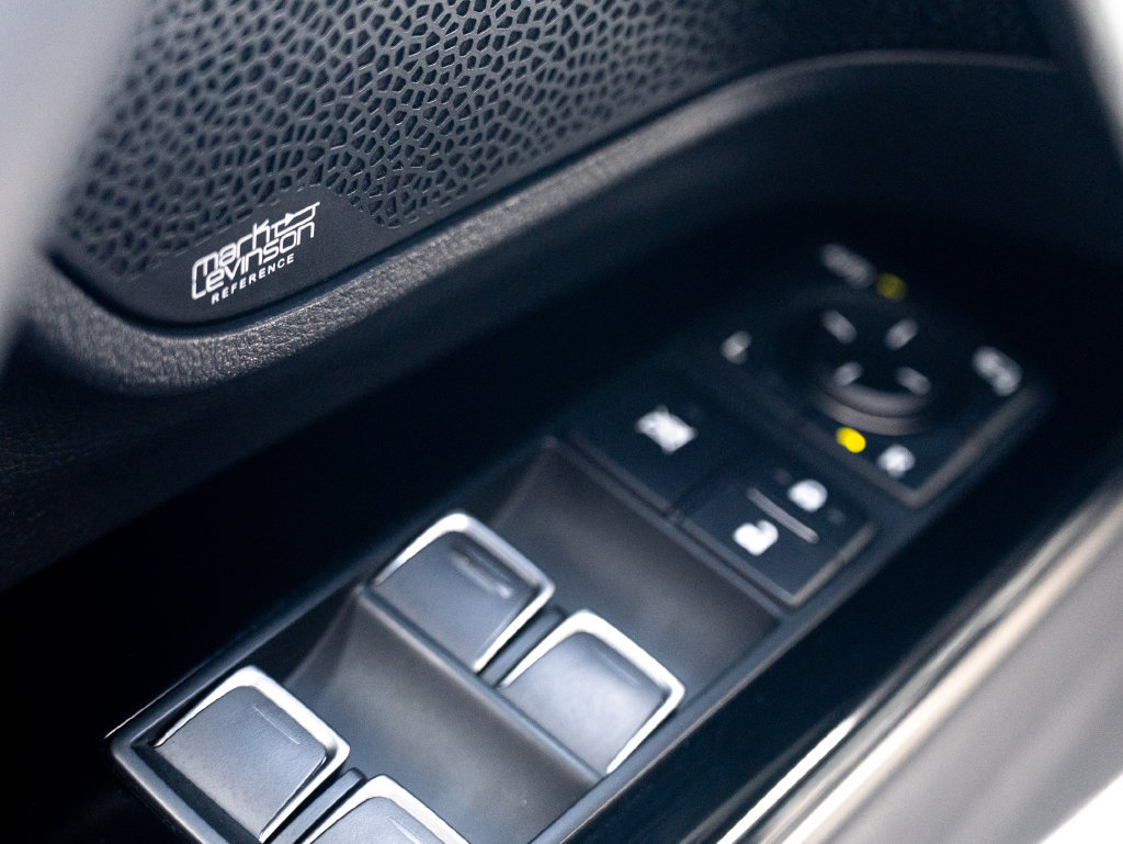 Used 2024 Lexus LX 600 F Sport AWD/4WD image 33