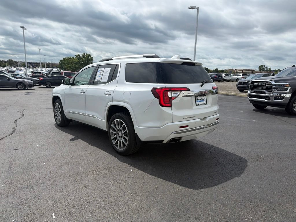 Used 2023 GMC Acadia Denali w/ Denali Ultimate Package AWD/4WD image 5