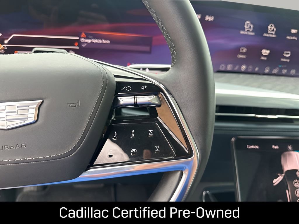 Certified 2025 Cadillac Escalade IQ Luxury 2 w/ LPO, Premium Carpet Package AWD/4WD image 26