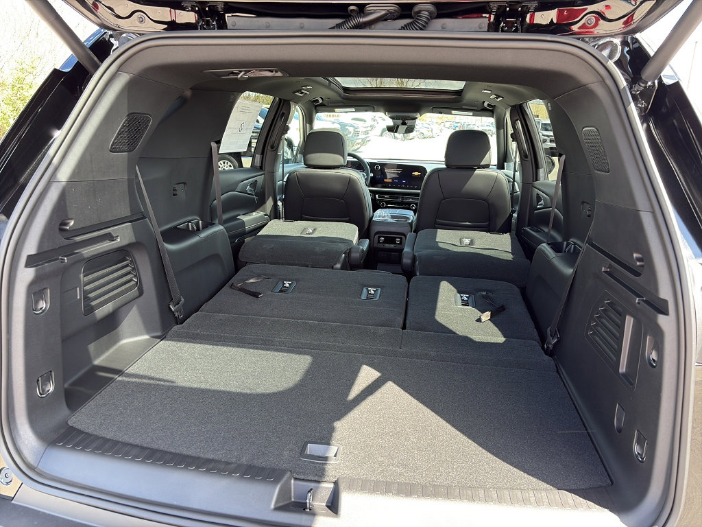 New 2026 Chevrolet Traverse LT AWD/4WD image 4