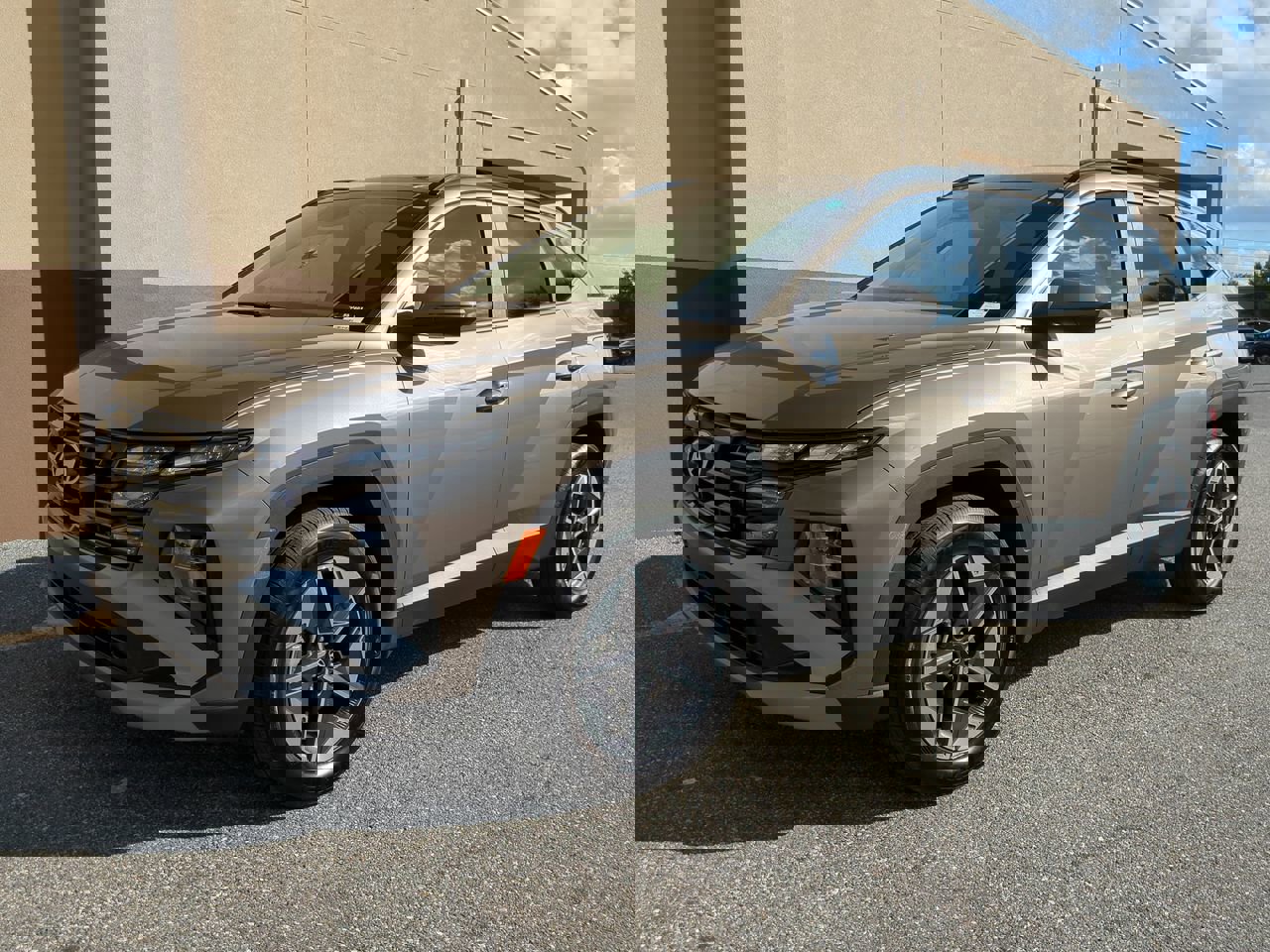 Certified 2025 Hyundai Tucson SEL image 8