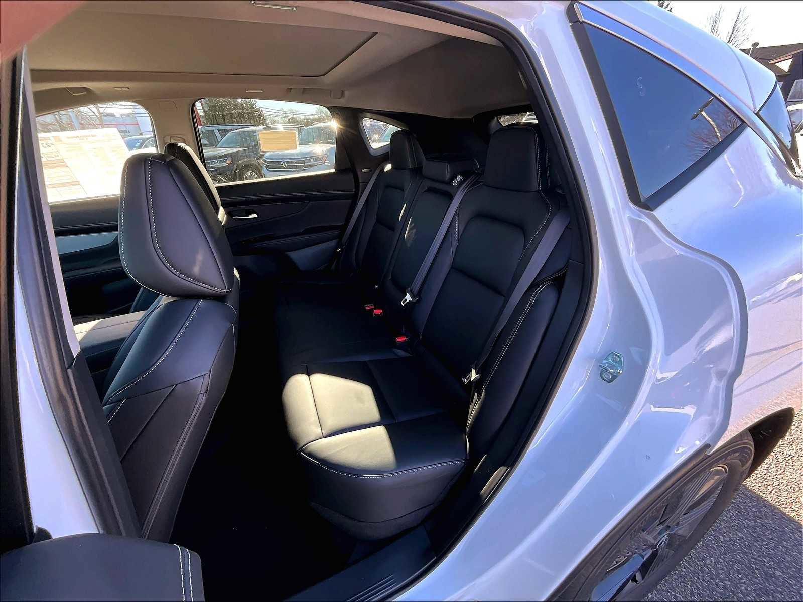 New 2025 Nissan Murano SL w/ Cargo Package image 15