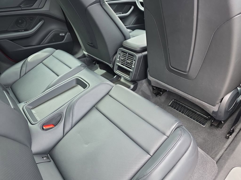 Used 2024 Porsche Taycan 4S AWD/4WD image 13