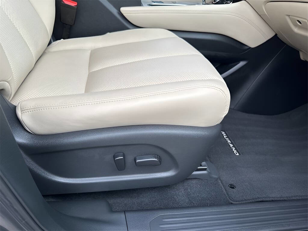 Used 2024 Nissan Murano SL image 30