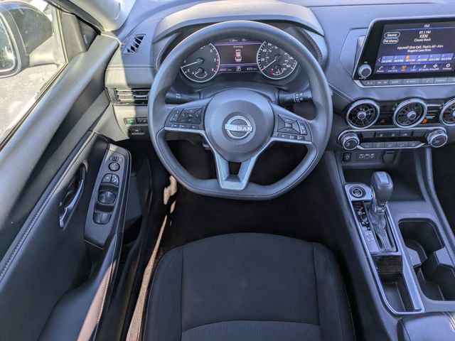 Used 2024 Nissan Altima 2.5 SV image 14