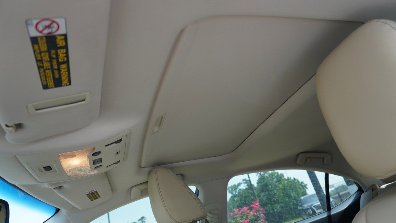 Used 2013 Lexus ES 300h w/ Premium Pkg FWD image 11