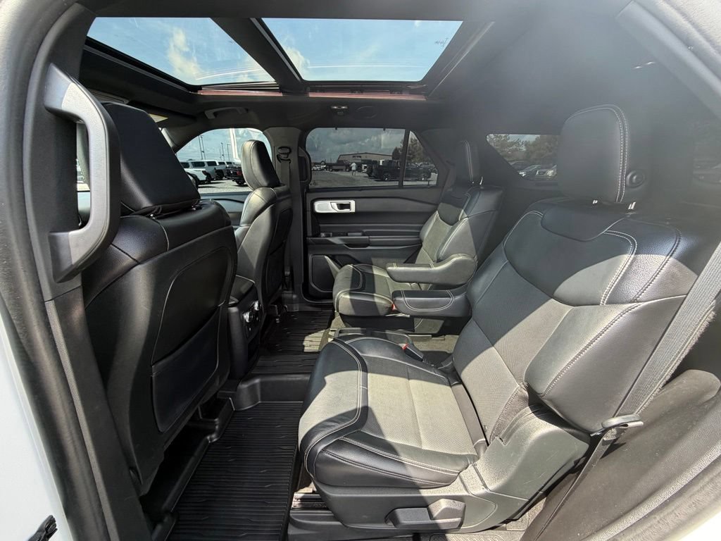 Used 2020 Ford Explorer ST w/ ST Street Pack AWD/4WD image 7