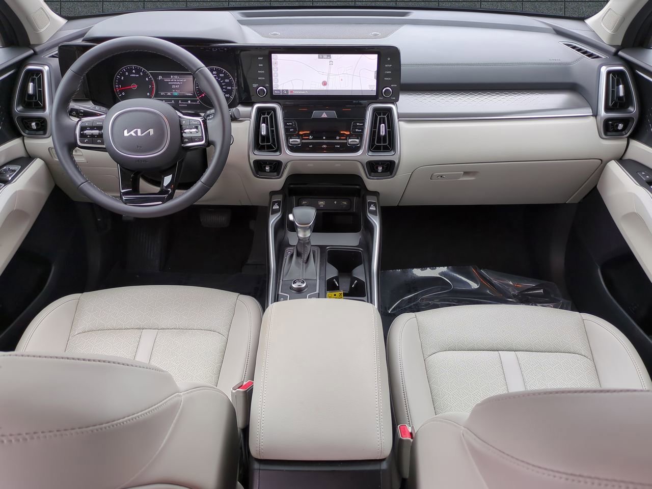 Certified 2023 Kia Sorento S image 15