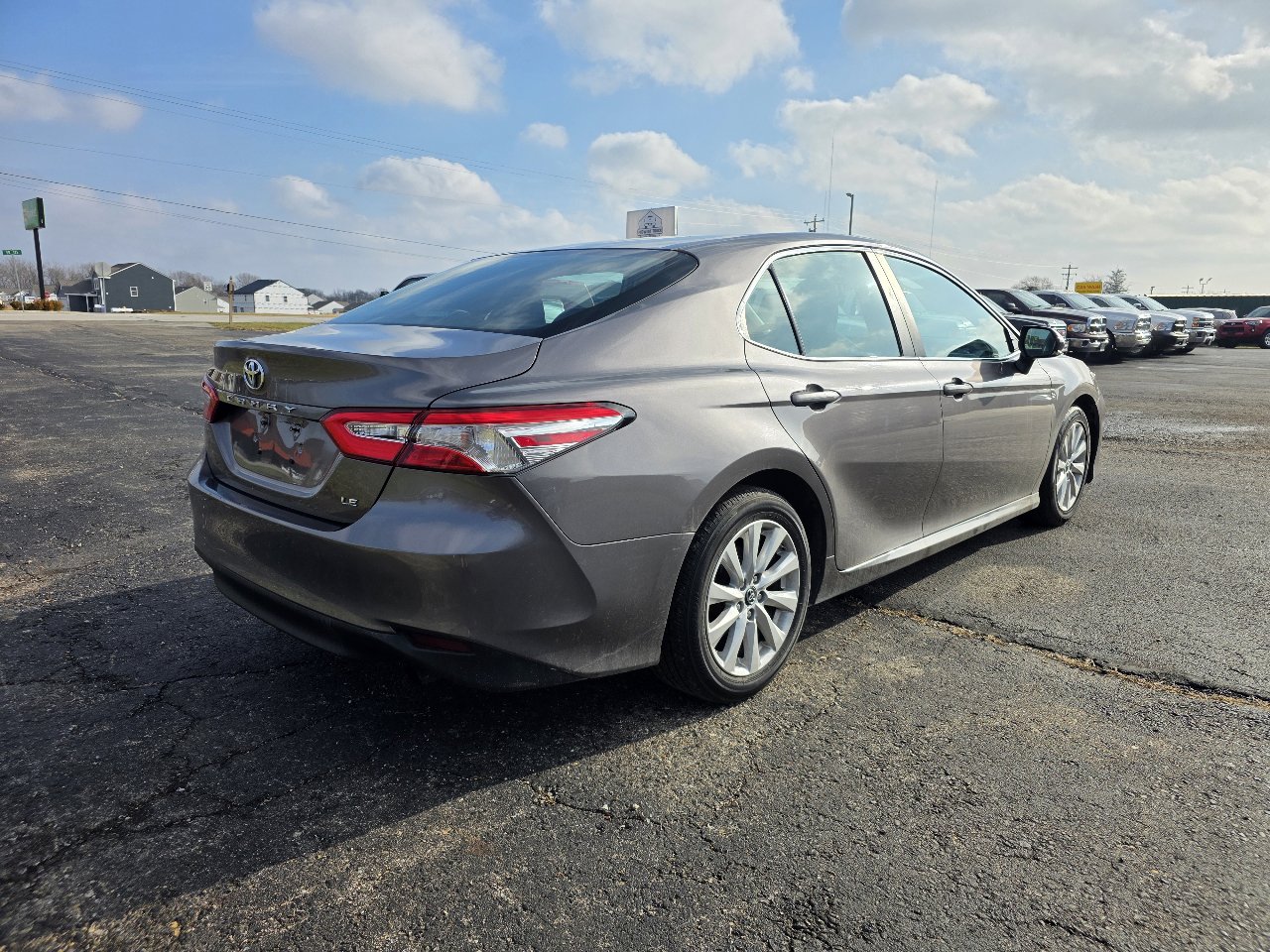 Used 2018 Toyota Camry LE w/ Convenience Package image 4
