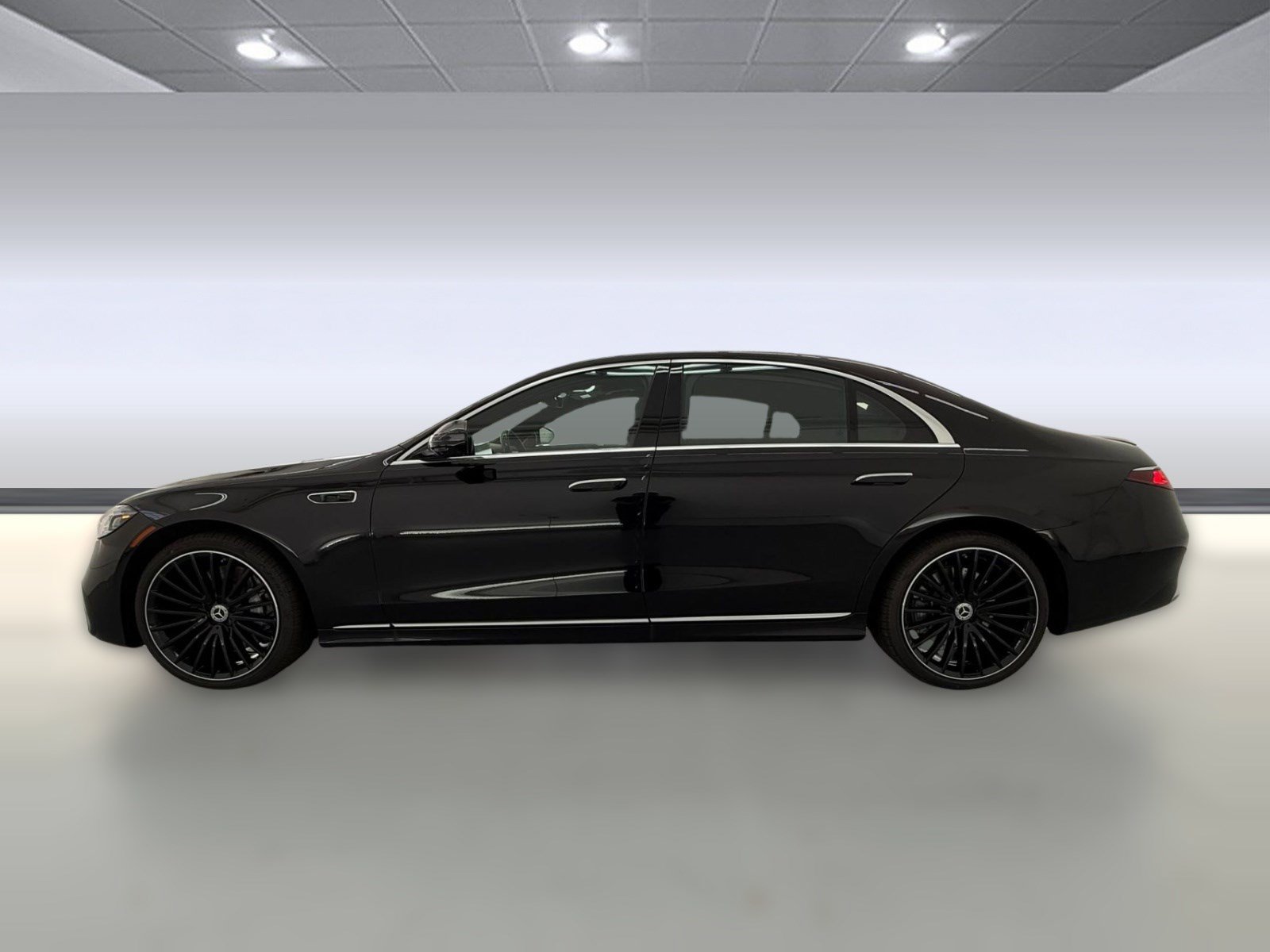 New 2027 Mercedes-Benz S 580 4MATIC Sedan image 2