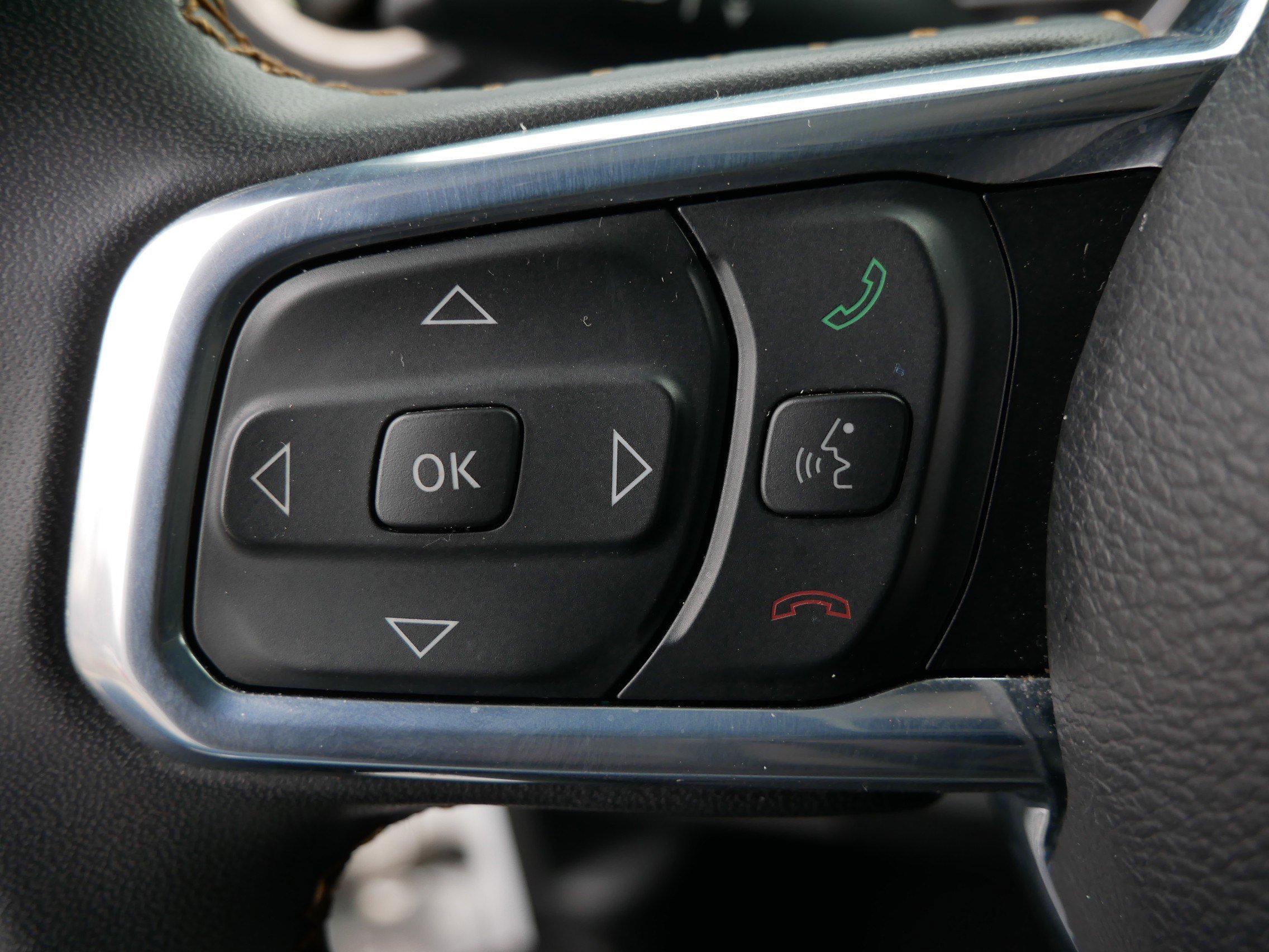 Used 2023 Jeep Gladiator Overland image 27