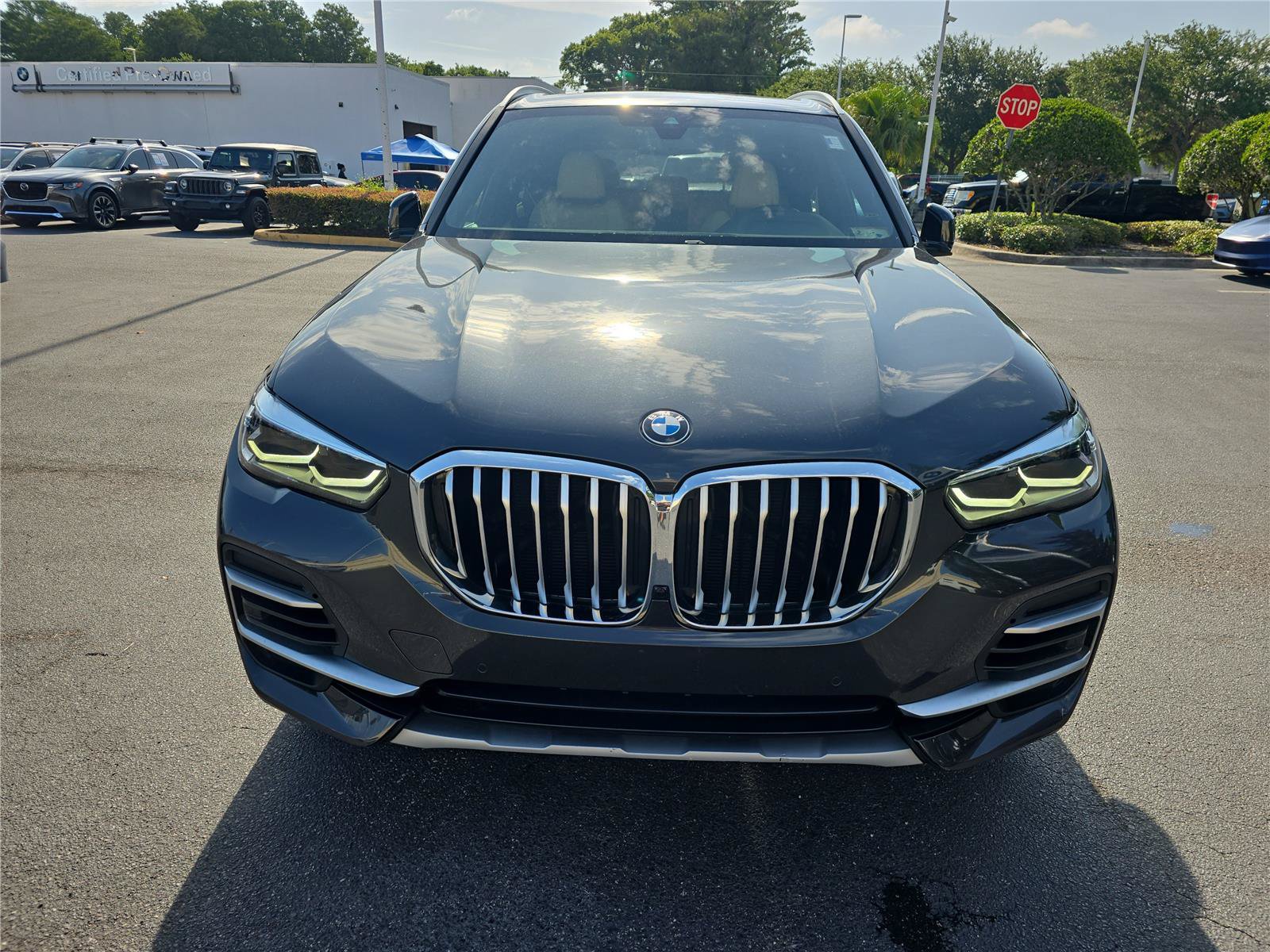 Used 2022 BMW X5 sDrive40i RWD image 2